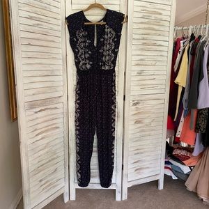 VERY CUTE HIGH WAISTED JUMPSUIT